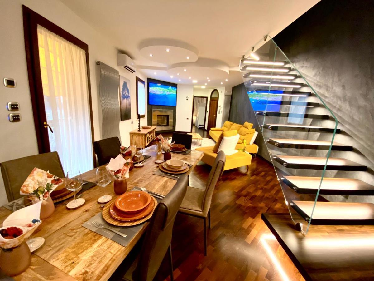 Апартаменти Wood Luxury House Пескара Екстер'єр фото